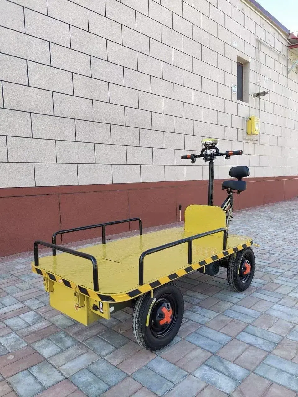AntDrive - Самохідна Вантажна Техніка в Україні - 2
