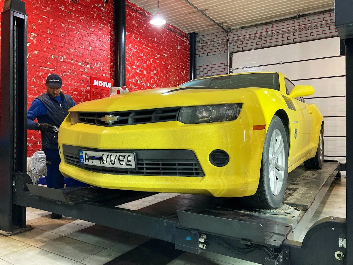 Автосервіс «Sto Bucha Motul Garage»