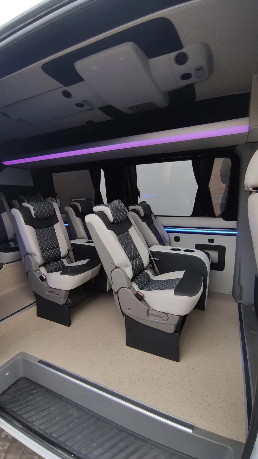 Переоборудование микроавтобусов . Автомайдан - 4