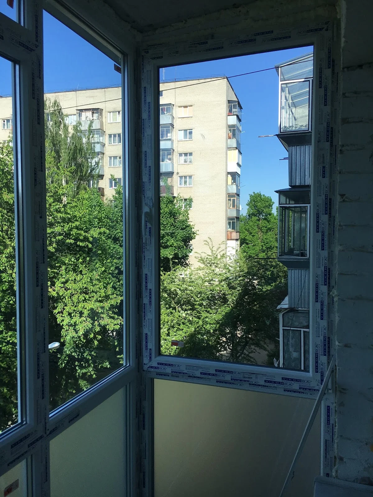 Фірмовий Салон WDS